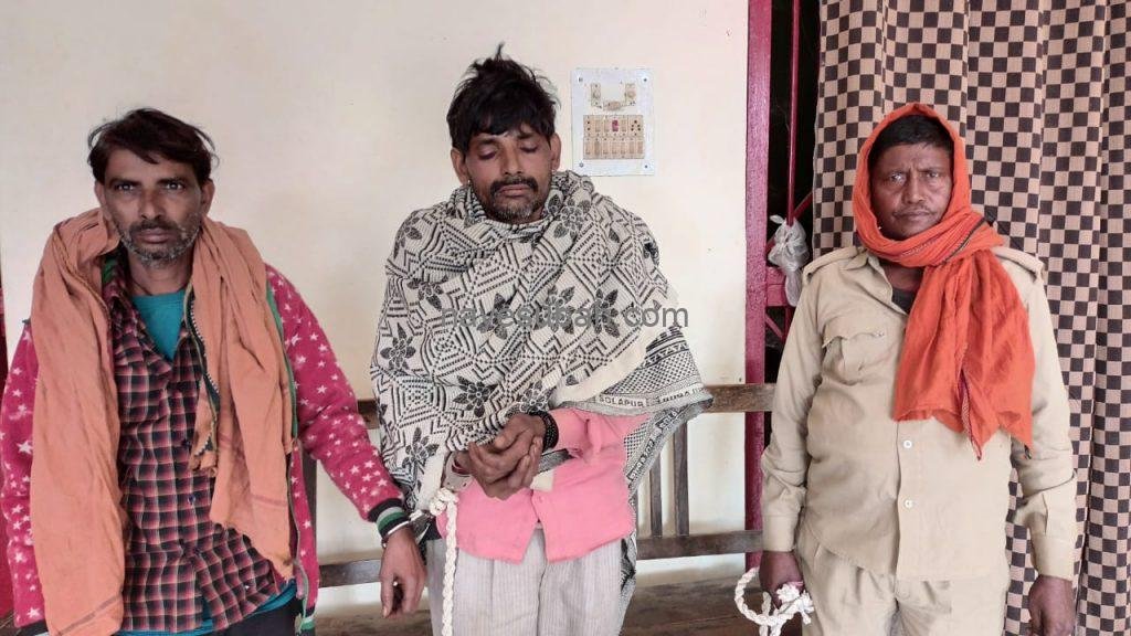 गिरफ्तार शराब कारोबारी