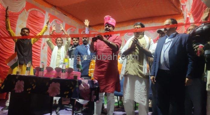 अल्पसंख्यक कल्याण मंत्री मोहम्मद जमा खान