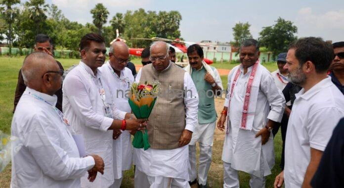 कांग्रेस अध्यक्ष मल्लिकार्जुन, राहुल गांधी पहुंचे सासाराम।