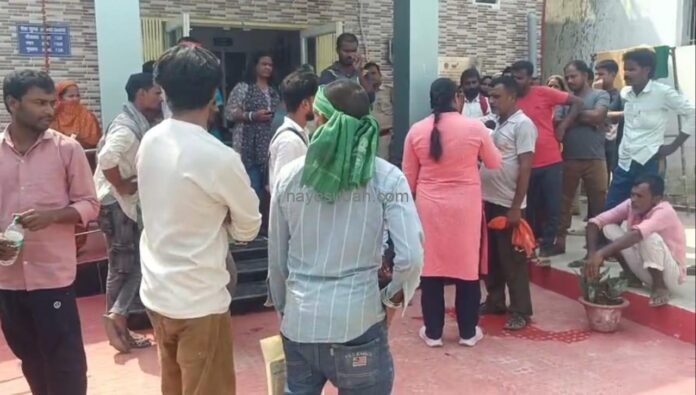 शवों को कब्जे में लेकर पोस्टमार्टम के लिए सीतामढ़ी सदर अस्पताल भेज दिया