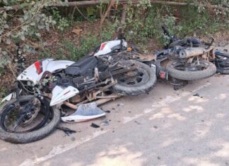 दो बाइको के आमने-सामने की टक्कर में 2 की मौत, 3 घायल NS News