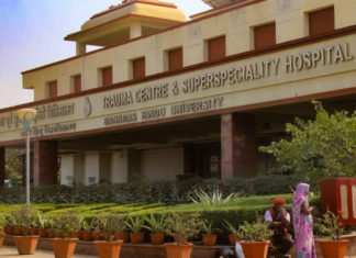 आपसी विवाद में घर में घुसकर युवती से मारपीट, गंभीर हालत में वाराणसी ट्रामा सेंटर रेफर