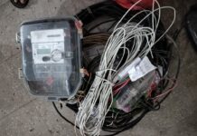 विद्युत विभाग की लगातार छापेमारी से हड़कंप, 7 उपभोक्ताओं पर लगा 5 लाख से अधिक का जुर्माना