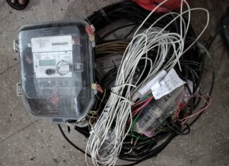 विद्युत विभाग की लगातार छापेमारी से हड़कंप, 7 उपभोक्ताओं पर लगा 5 लाख से अधिक का जुर्माना