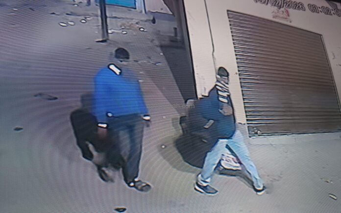 पुलिस ने जारी किए दो संदिग्धों के फोटो