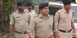 हल्दी समारोह में बवाल: युवती से कथित छेड़खानी के विरोध पर चली गोली, युवक गंभीर घायल; तीन गिरफ्तार घटना की जांच करने पहुंचे एसपी शुभांक मिश्रा