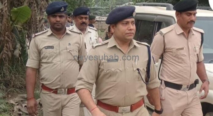 घटना की जांच करने पहुंचे एसपी शुभांक मिश्रा