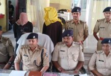 डेहरी में चोरी का खुलासा: 3 लाख से ज्यादा कैश, गहने व हथियार बरामद, तीन आरोपी गिरफ्तार NS News