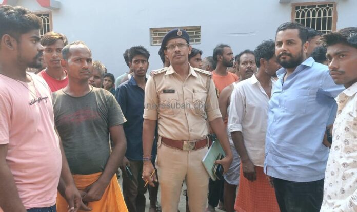सूचना पर पहुंची पुलिस