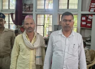 कैमूर में पीएम आवास योजना में रिश्वतखोरी पर बड़ी कार्रवाई, वायरल वीडियो के आधार पर आवास सहायक समेत दो गिरफ्तार NS News