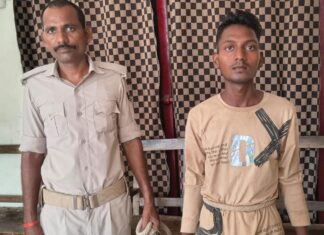 चैनपुर में नशे के खिलाफ पुलिस की कार्रवाई, 49 पुड़िया हेरोइन के साथ युवक गिरफ्तार NS News