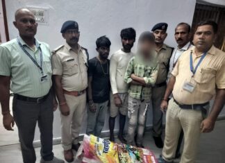 मुठानी में रेलवे सिग्नल केबल चोरी का पर्दाफाश, बोरी में केबल लेकर जाते तीन पकड़े गए, पूछताछ में दो बार केबल काटने की बात कबूली NS News