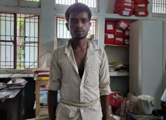 कैमूर में शराब के खिलाफ पुलिस की कार्रवाई, देसी शराब के साथ तस्कर गिरफ्तार, नशे में हंगामा कर रहा व्यक्ति भी पकड़ा गया NS News