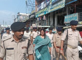 ड्यूटी प्वाइंट से नदारद मिले पांच यातायात पुलिसकर्मी, एसडीएम ने लिया संज्ञान रोस्टर के मुताबिक 14 कर्मियों की होनी थी तैनाती NS News