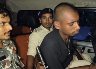 तीन लाख की लूट और गोलीकांड में मोहनिया से आरोपित गिरफ्तार, वारदात में इस्तेमाल बाइक बरामद NS News