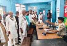 आर्मी जवान को जिंदा जलाने के प्रयास पर भड़का आक्रोश, 24 घंटे का अल्टीमेटम, कार्रवाई नहीं हुई तो रामगढ़ थाना घेरने और सड़क जाम की चेतावनी NS News