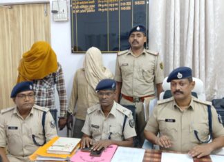 कैमूर में गांजा तस्करों पर पुलिस की बड़ी कार्रवाई, 92 किलो से अधिक गांजा बरामद, महिला समेत चार गिरफ्तार चैनपुर