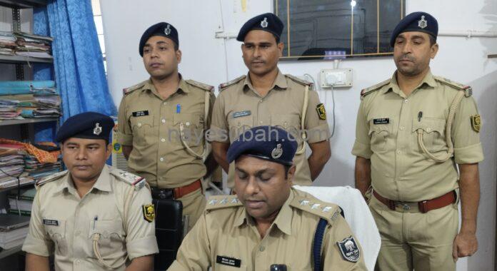 जानकारी देते सासाराम एसडीपीओ वन विप्लव कुमार